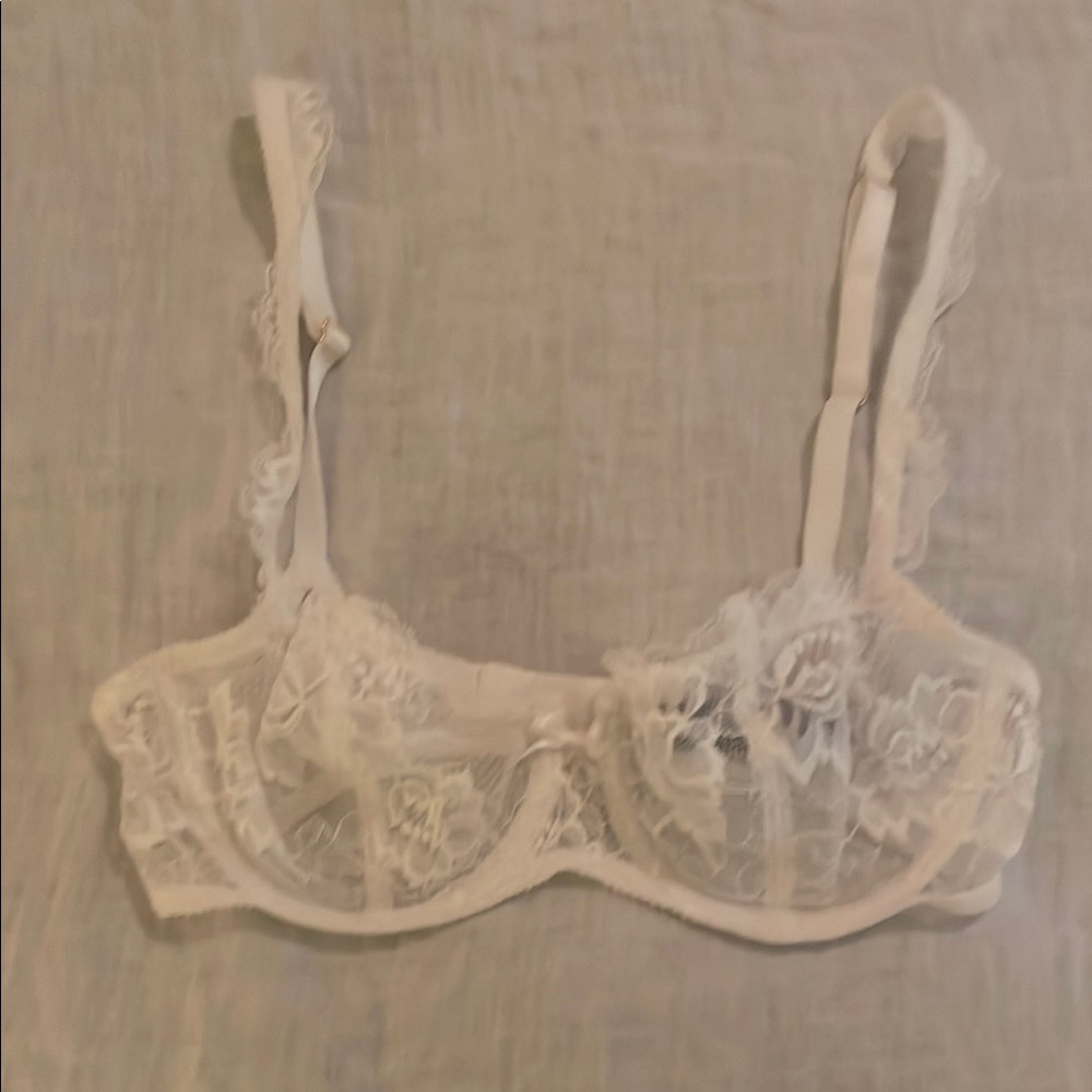 Journelle Lace Bra in Cream 30D
